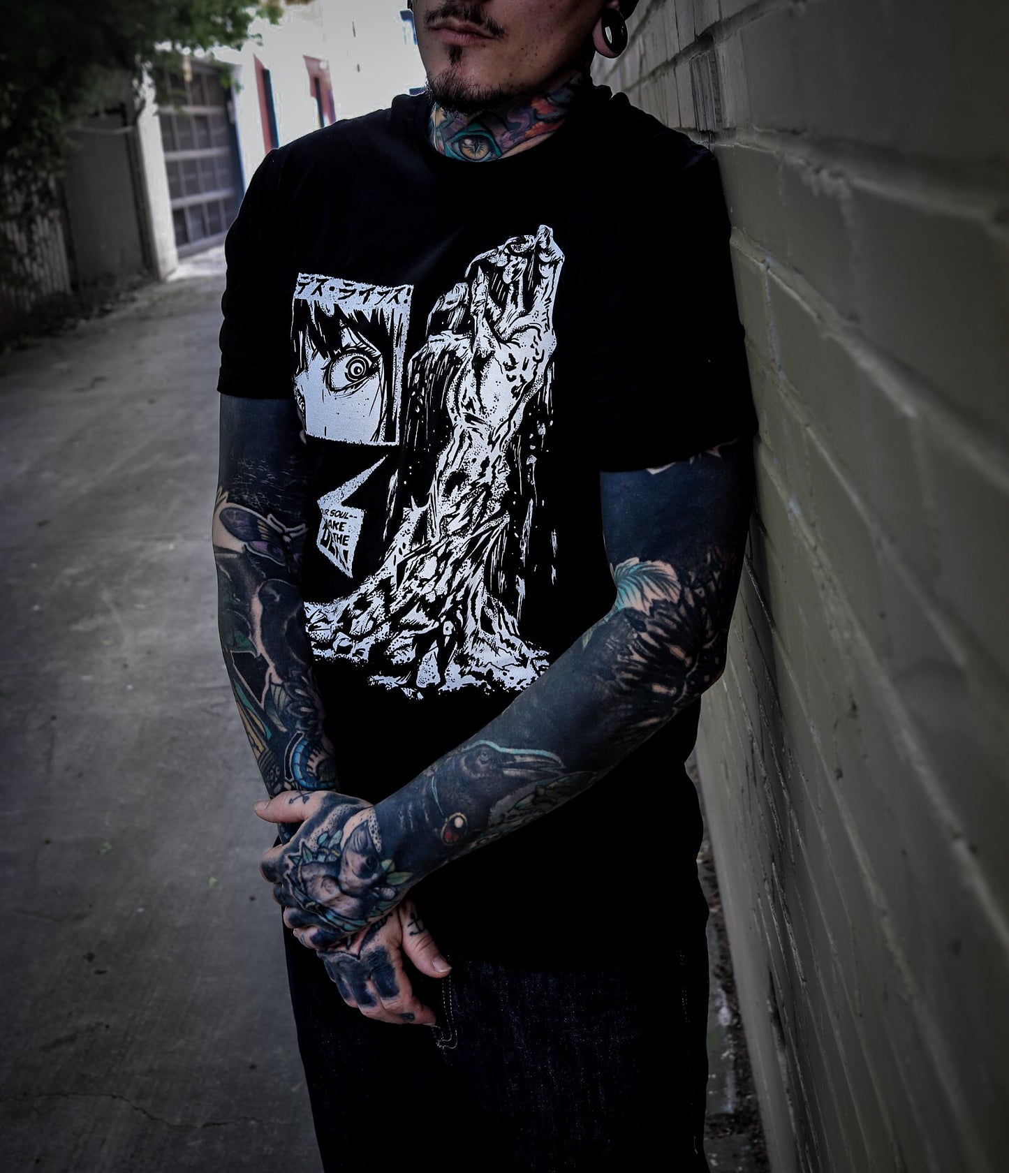 Don't Shake Hands With the Devil T-shirt
