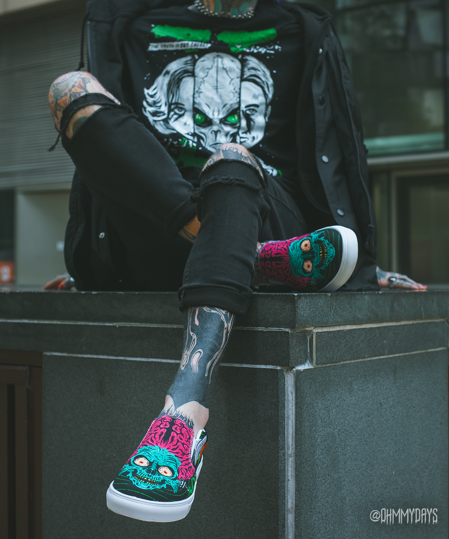 Mars Attacks! Slip-on Shoes