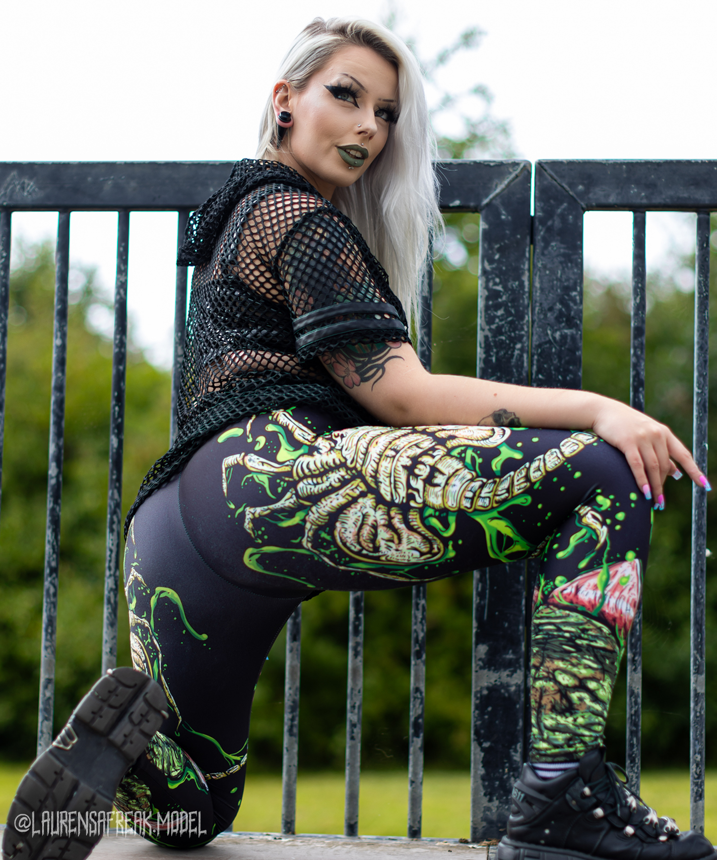 Facehugger Leggings
