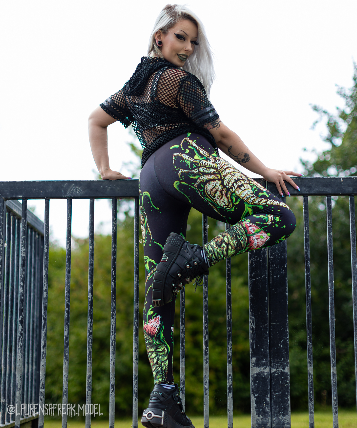 Facehugger Leggings