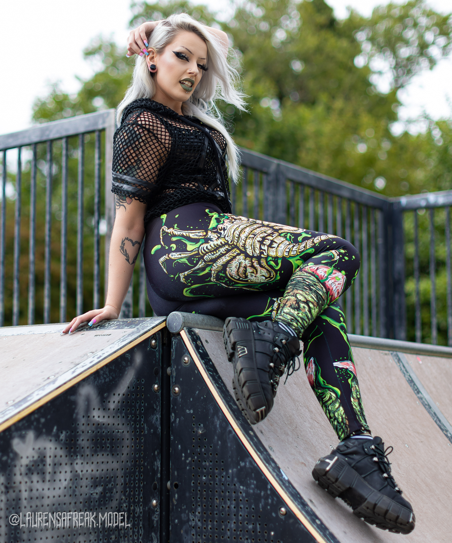 Facehugger Leggings