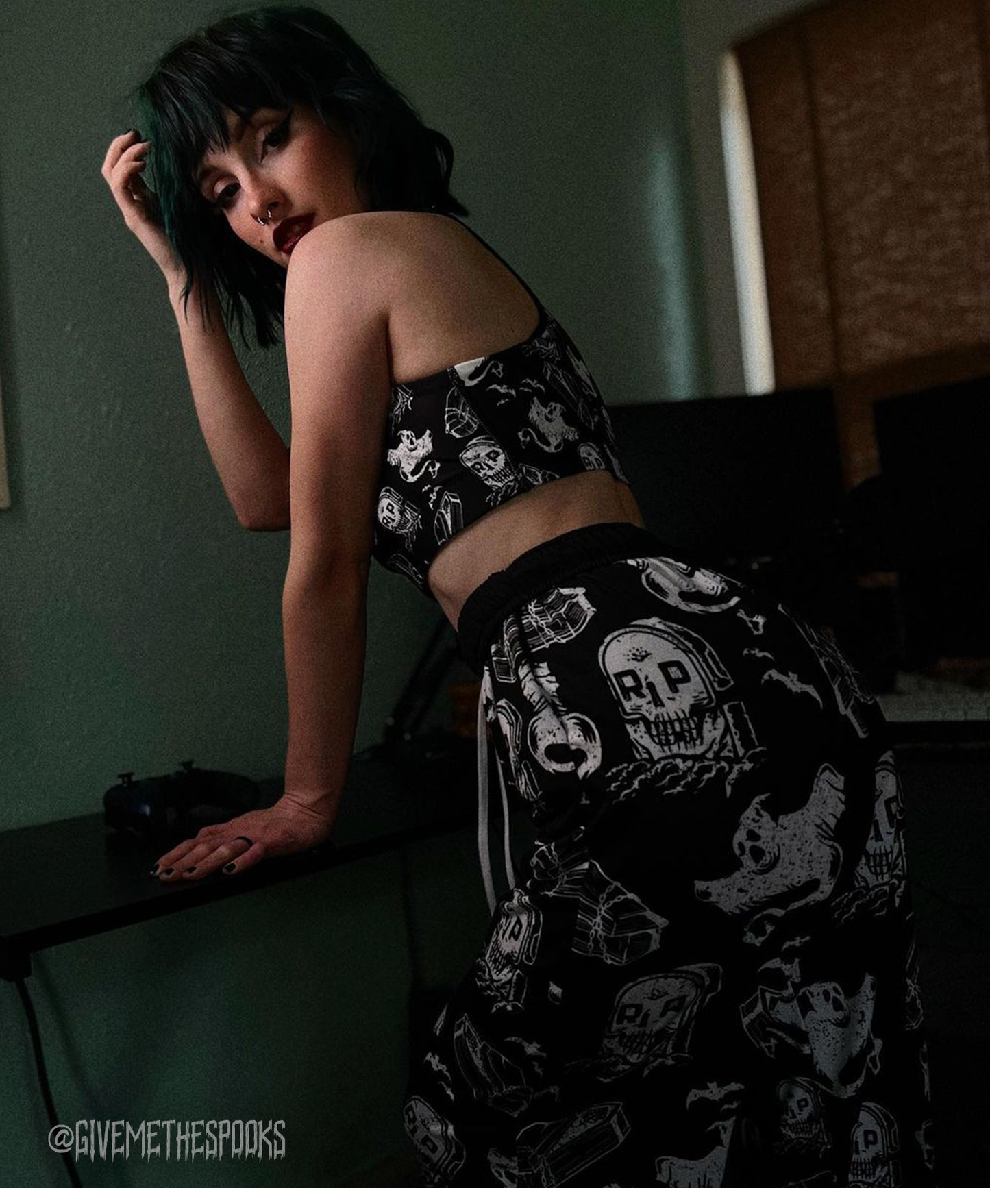 Graveyard unisex wide-leg pants
