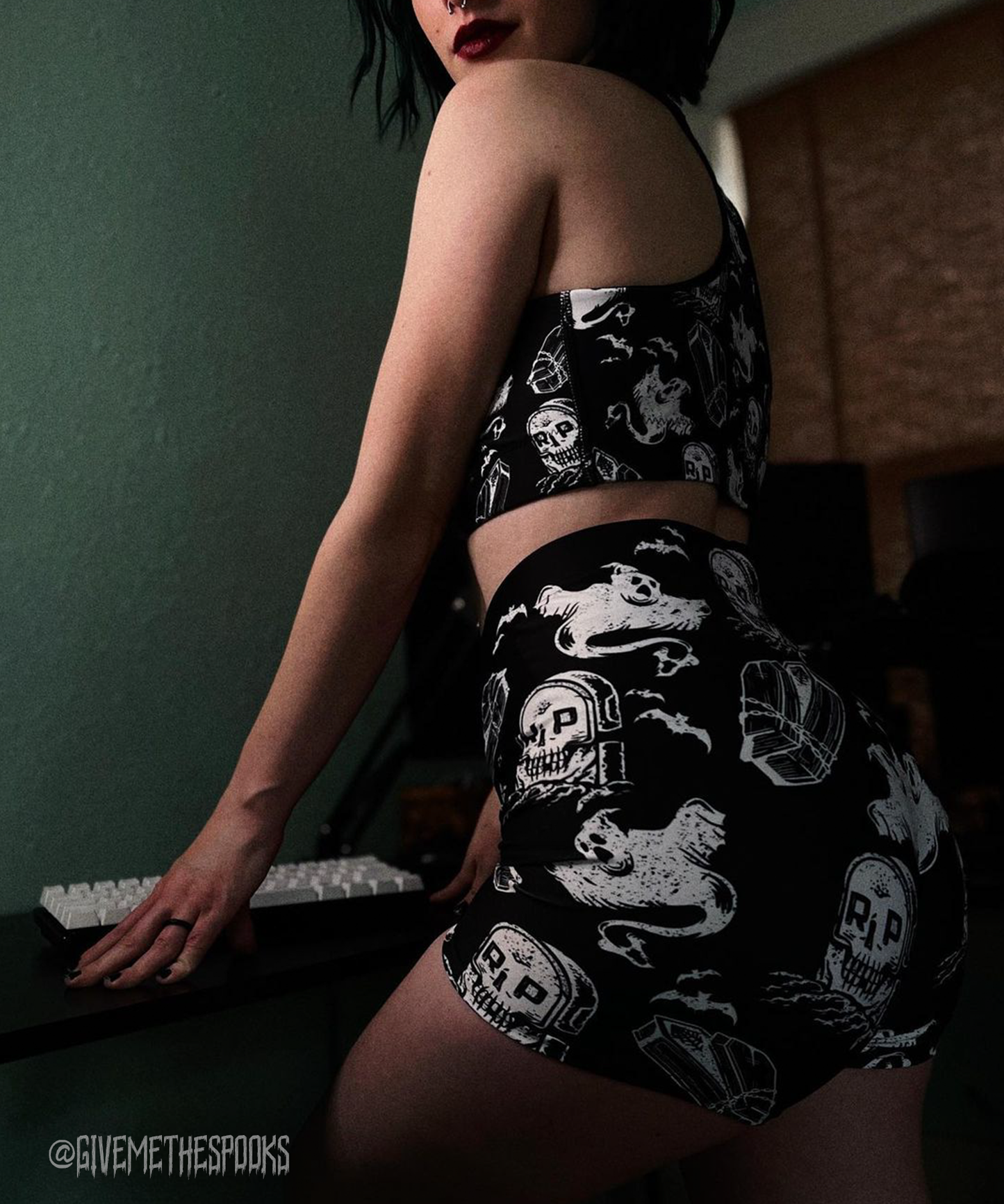 Graveyard Shorts