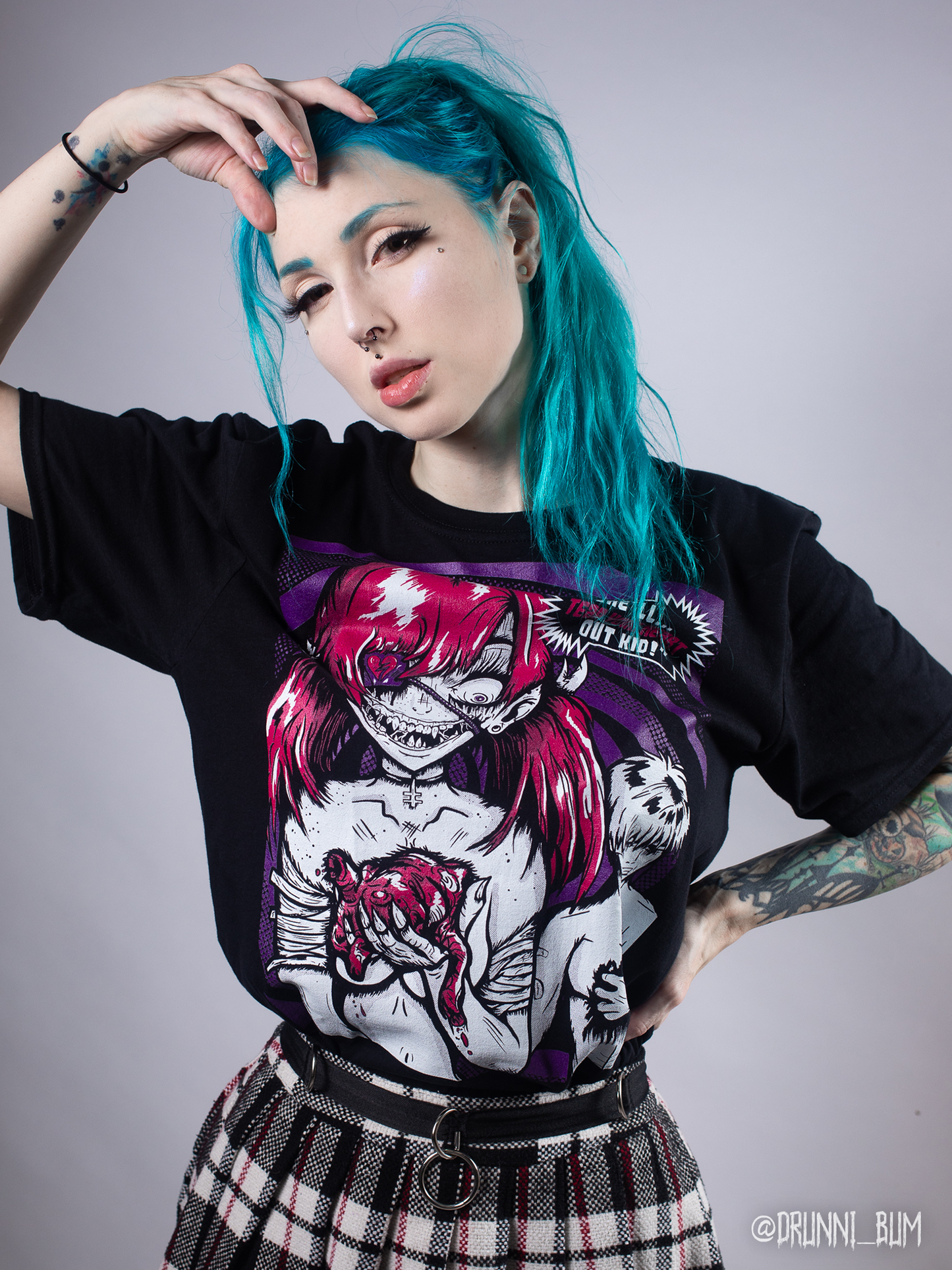 She'll Tear Your Heart Out Kid T-shirt