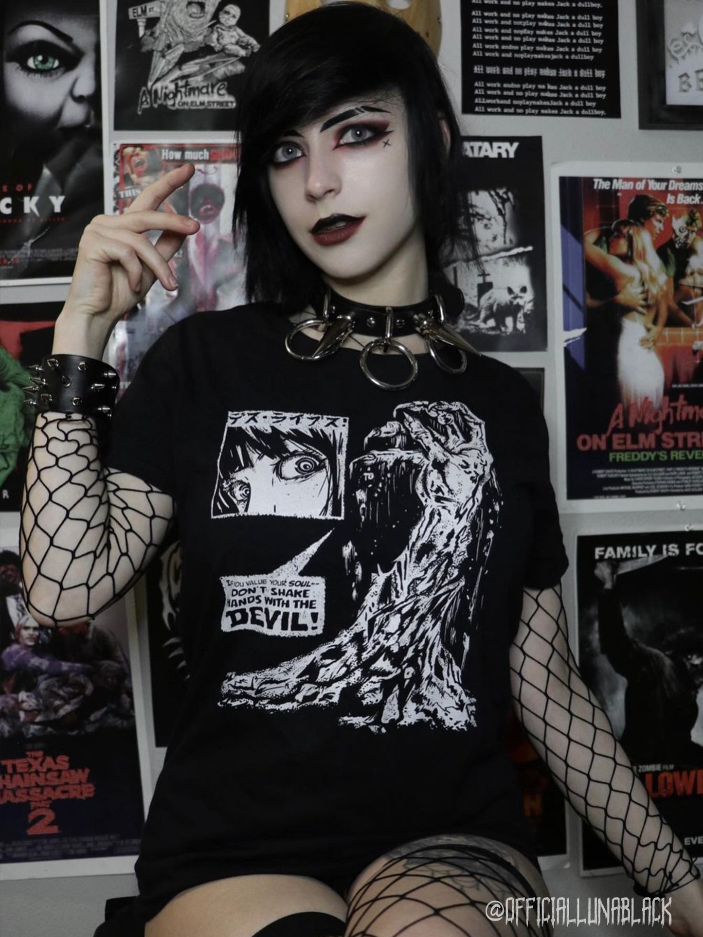 Don't Shake Hands With the Devil T-shirt