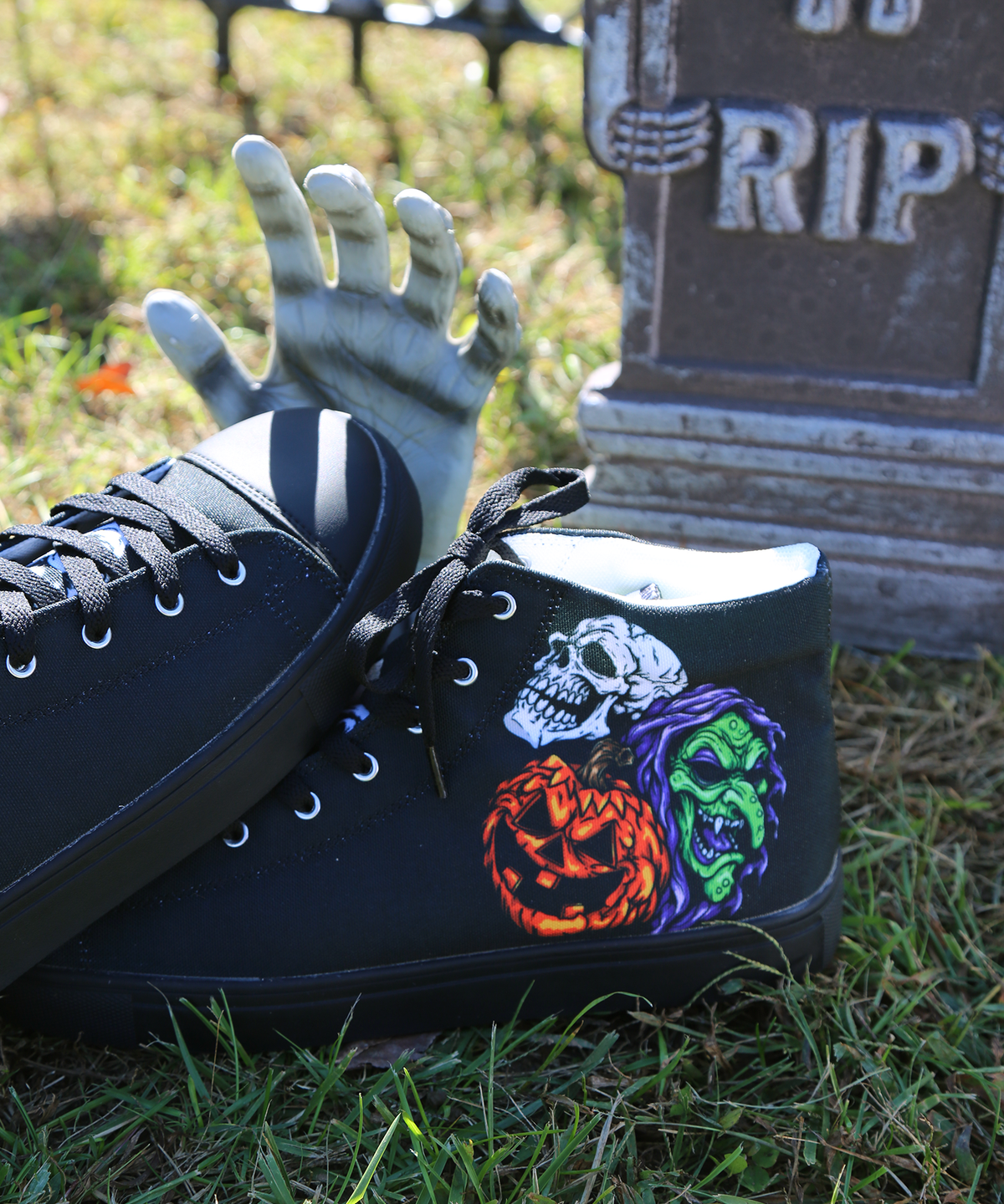 Silver Shamrock High-Top Shoes